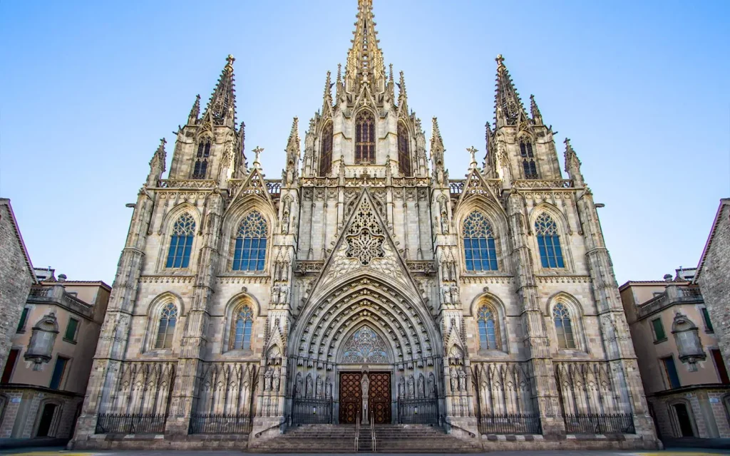 Fachada de la Catedral de Barcelona en el Barri Gòtic