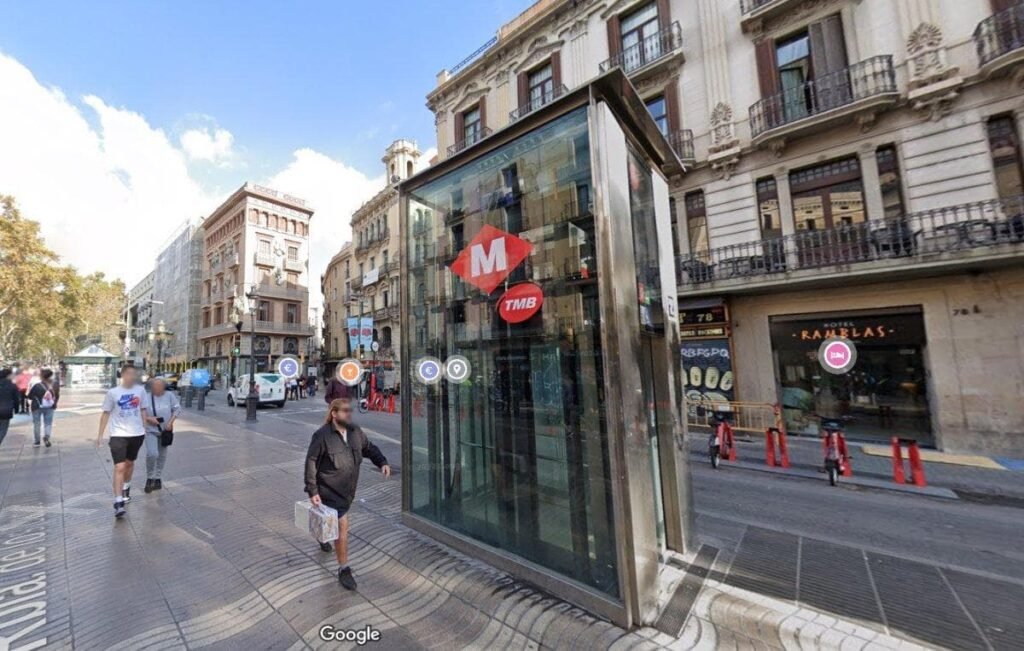 Entrada del Metro de Barcelona