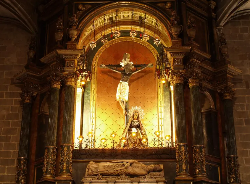 Santo Cristo de Lepanto en la Catedral de Barcelona